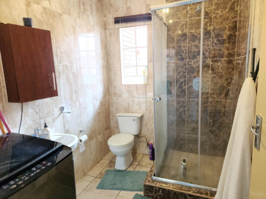 3 Bedroom Property for Sale in Waterval East North West